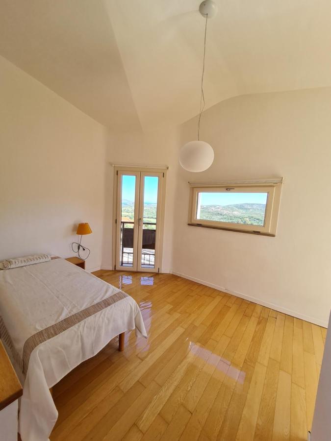 Holiday Homes ปอร์โตซานเปาโล ภายนอก รูปภาพ